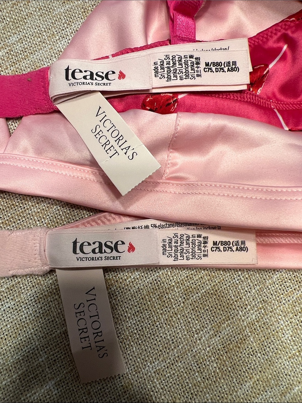 Victoria's Secret tease Bralettes - Picture 2 of 11